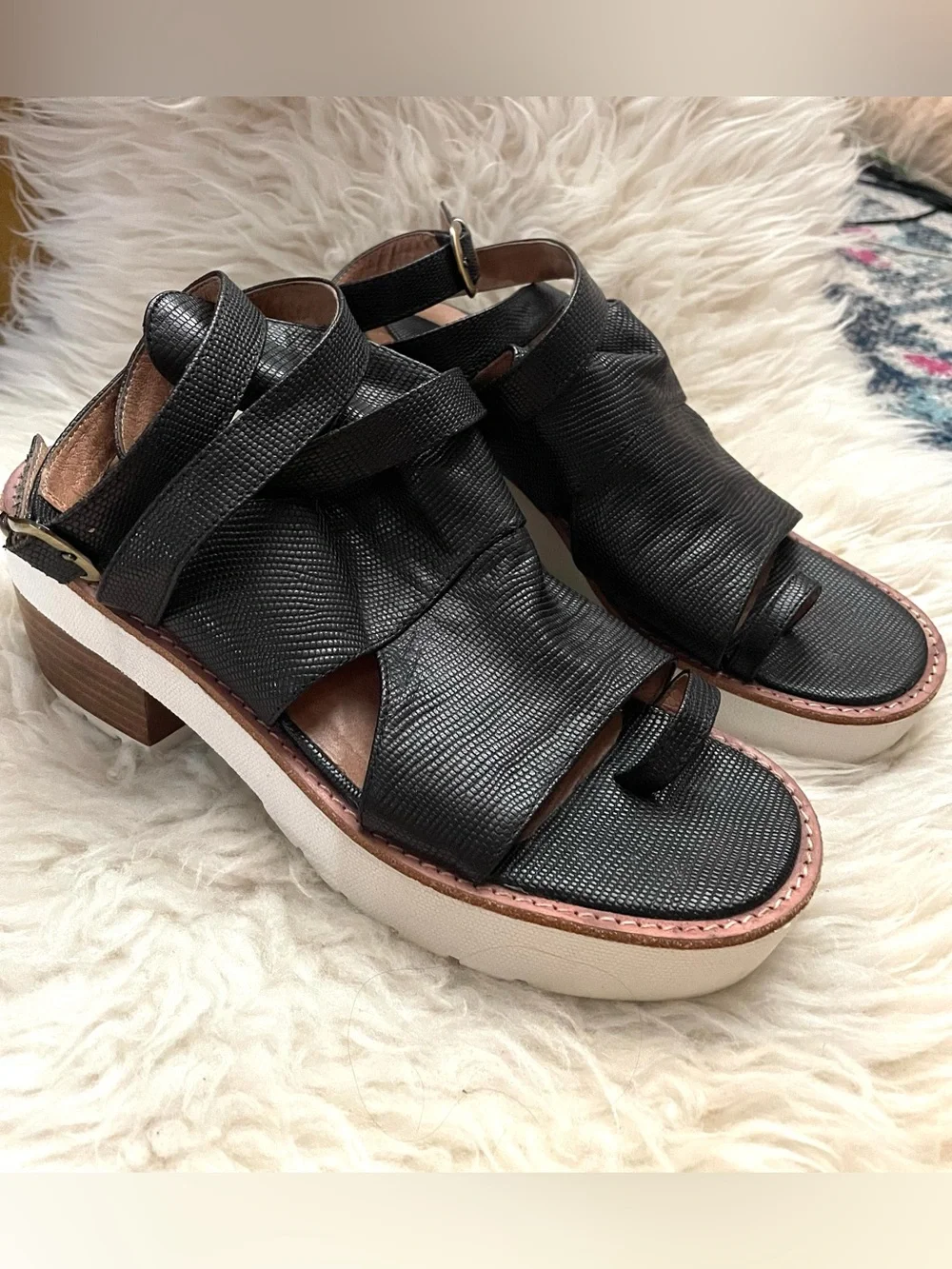Jeffrey Campbell Platform Sandals  Textured Leather Ankle Strap Size 7.5